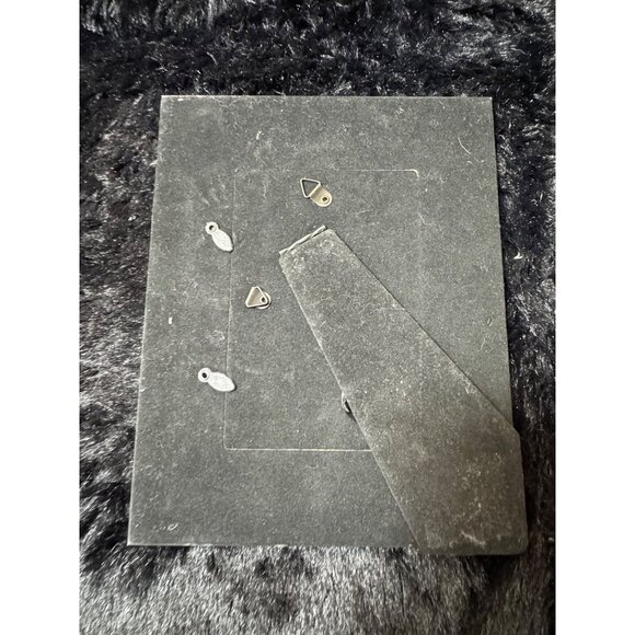 Rustic Textured Wooden Picture Frame With Easel Back & Wall Mounts - Picture 3 of 4